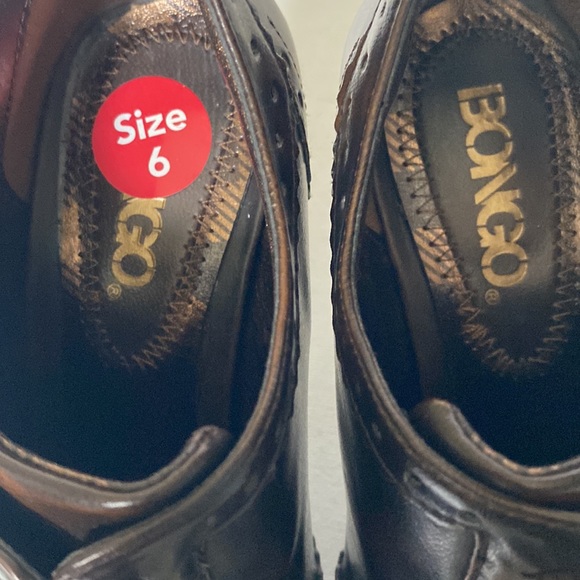 NWT Bongo Brown “Look Sharp” Stacked Heel Pumps - Picture 2 of 7